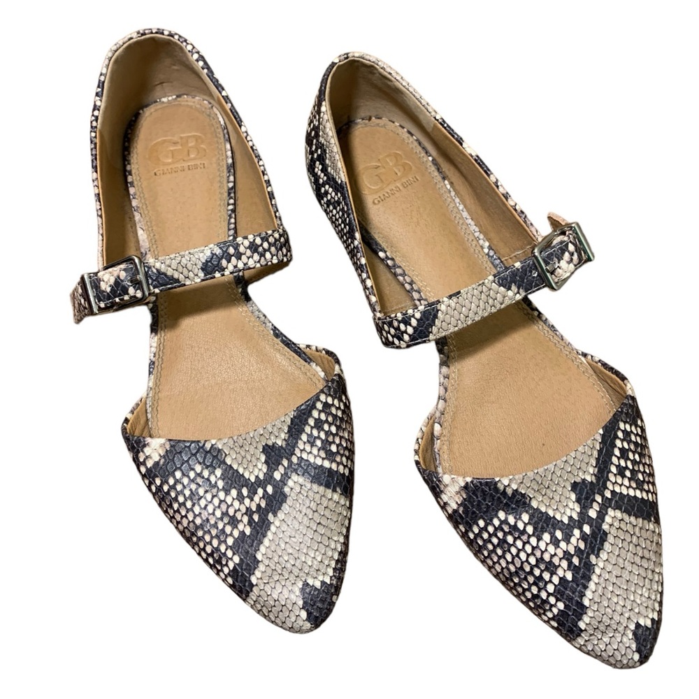 GB Gianni Bini Snake Print Faux Leather flats